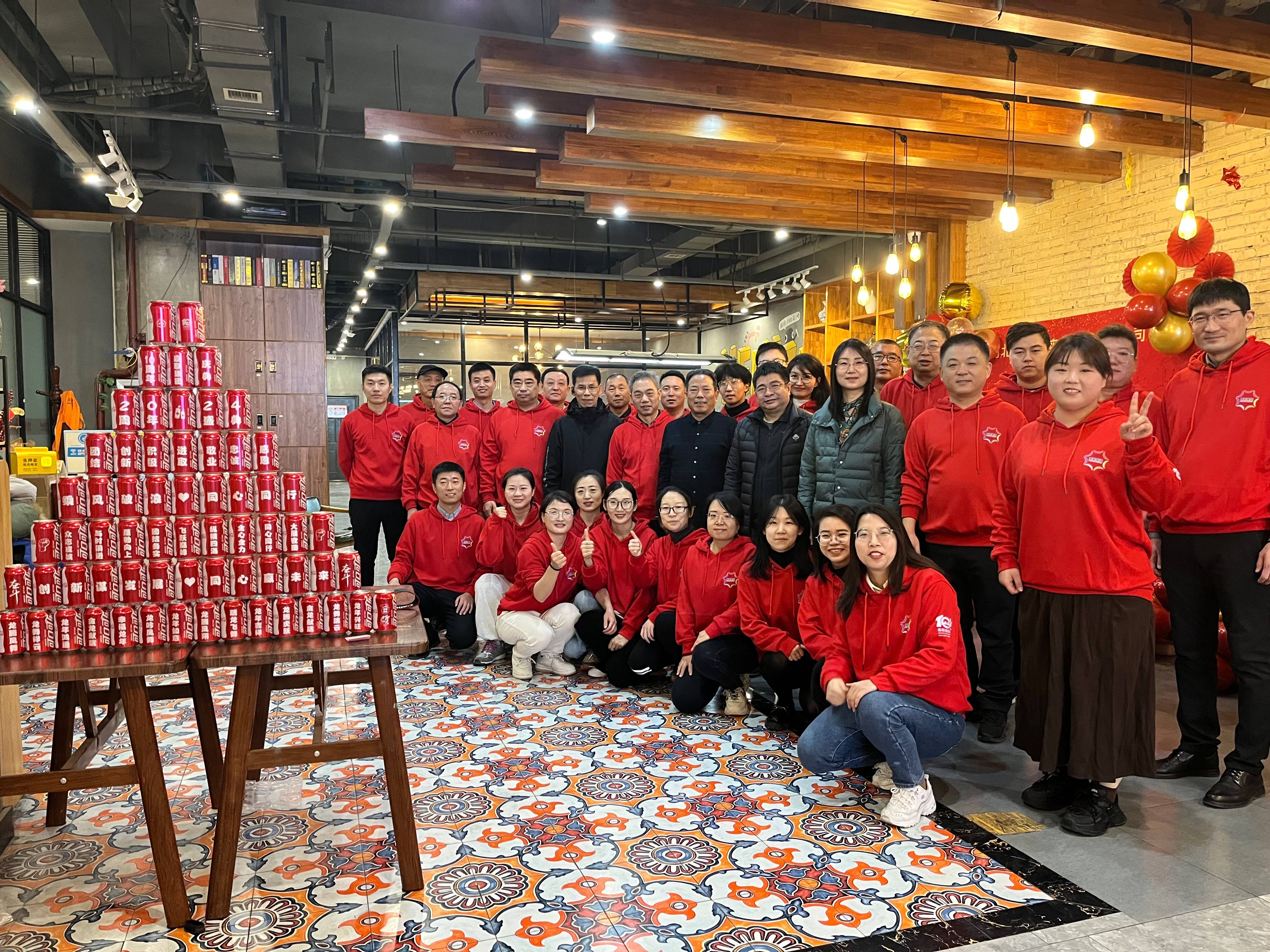 感恩同行，共贏未來——記嘉聯(lián)集團(tuán)